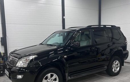 Toyota Land Cruiser Prado 120 рестайлинг, 2008 год, 3 000 000 рублей, 3 фотография