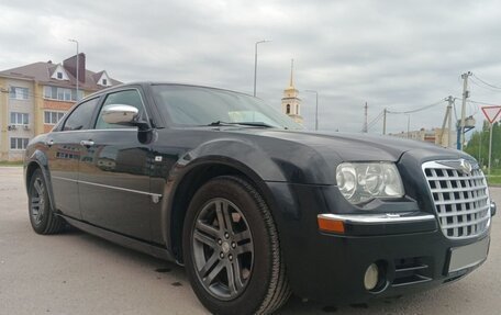 Chrysler 300C II, 2005 год, 1 599 999 рублей, 9 фотография