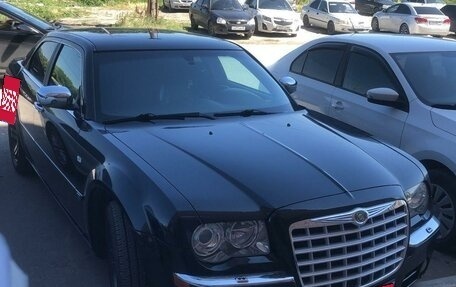 Chrysler 300C II, 2005 год, 1 599 999 рублей, 5 фотография