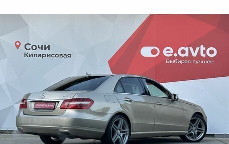 Mercedes-Benz E-Класс, 2012 год, 1 200 000 рублей, 4 фотография