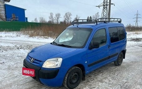 Peugeot Partner II рестайлинг 2, 2010 год, 550 550 рублей, 3 фотография