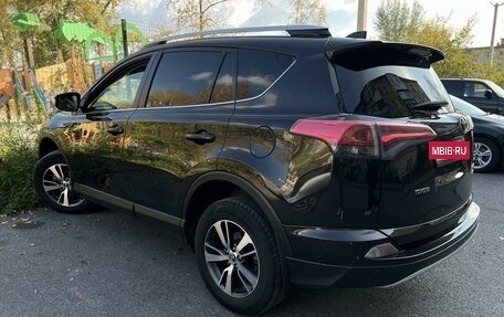 Toyota RAV4, 2015 год, 1 750 000 рублей, 8 фотография