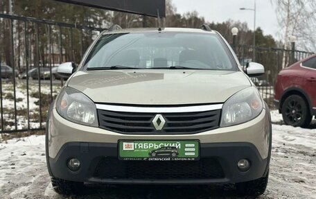 Renault Sandero I, 2012 год, 869 000 рублей, 6 фотография