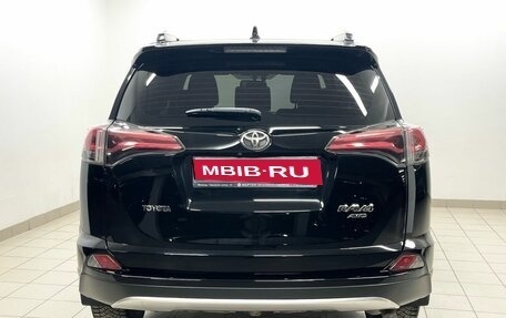 Toyota RAV4, 2018 год, 2 699 000 рублей, 5 фотография