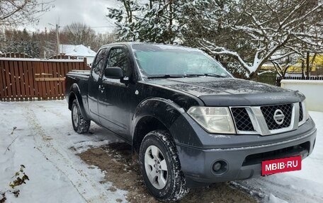 Nissan Navara (Frontier), 2007 год, 1 050 000 рублей, 3 фотография