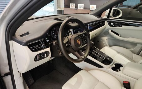 Porsche Macan I рестайлинг, 2022 год, 10 497 000 рублей, 15 фотография