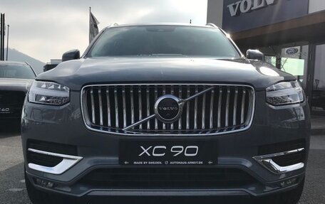 Volvo XC90 II рестайлинг, 2022 год, 5 899 950 рублей, 4 фотография