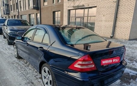 Mercedes-Benz C-Класс, 2000 год, 640 000 рублей, 4 фотография