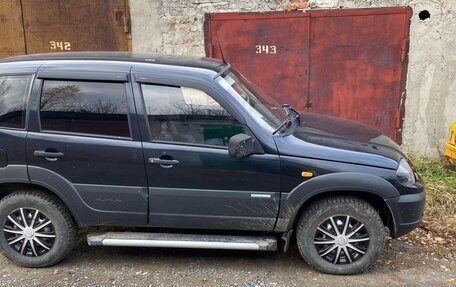 Chevrolet Niva I рестайлинг, 2010 год, 530 000 рублей, 5 фотография