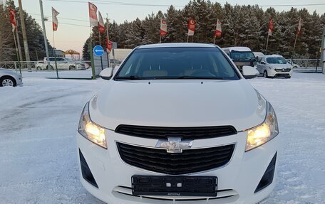 Chevrolet Cruze II, 2014 год, 894 995 рублей, 2 фотография