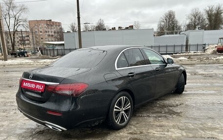 Mercedes-Benz E-Класс, 2020 год, 4 200 000 рублей, 3 фотография