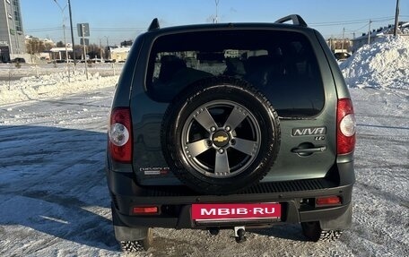 Chevrolet Niva I рестайлинг, 2018 год, 1 070 000 рублей, 6 фотография