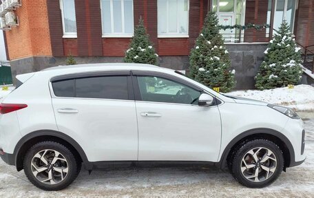 KIA Sportage IV рестайлинг, 2020 год, 2 550 000 рублей, 4 фотография