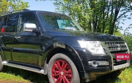 Mitsubishi Pajero IV, 2017 год, 4 000 000 рублей, 4 фотография