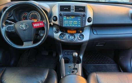 Toyota RAV4, 2011 год, 1 800 000 рублей, 2 фотография