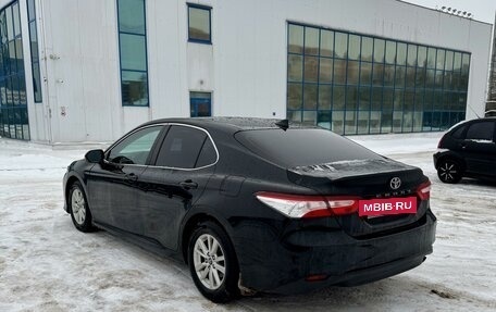 Toyota Camry, 2019 год, 2 450 000 рублей, 7 фотография