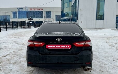 Toyota Camry, 2019 год, 2 450 000 рублей, 6 фотография