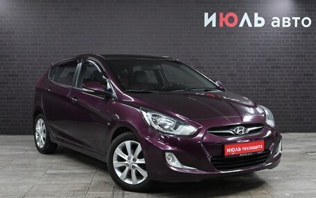 Hyundai Solaris II рестайлинг, 2011 год, 795 000 рублей, 3 фотография