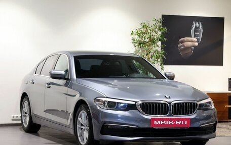 BMW 5 серия, 2018 год, 3 540 000 рублей, 3 фотография