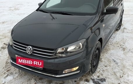 Volkswagen Polo VI (EU Market), 2016 год, 870 000 рублей, 2 фотография