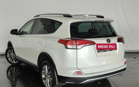 Toyota RAV4, 2016 год, 2 649 000 рублей, 7 фотография