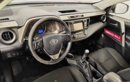 Toyota RAV4, 2013 год, 1 300 000 рублей, 12 фотография