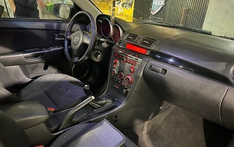 Mazda 3, 2006 год, 685 000 рублей, 33 фотография