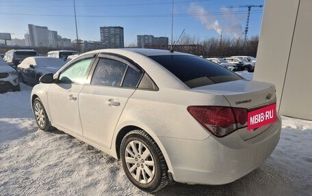 Chevrolet Cruze II, 2012 год, 649 000 рублей, 3 фотография