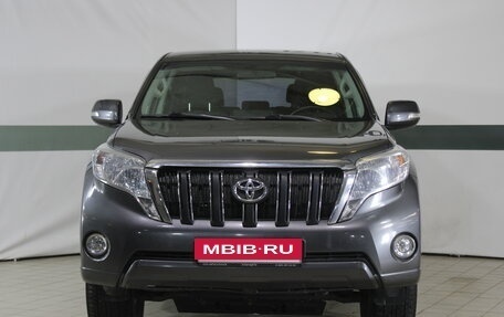 Toyota Land Cruiser Prado 150 рестайлинг 2, 2013 год, 3 250 000 рублей, 3 фотография