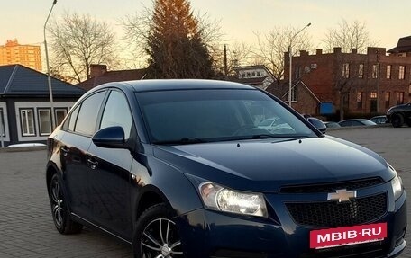 Chevrolet Cruze II, 2010 год, 650 000 рублей, 5 фотография