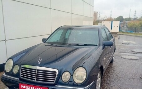 Mercedes-Benz E-Класс, 1998 год, 375 000 рублей, 7 фотография