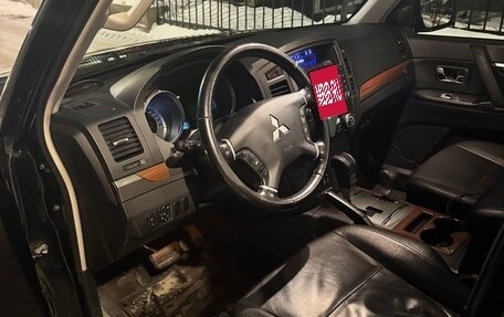 Mitsubishi Pajero IV, 2007 год, 2 050 000 рублей, 10 фотография