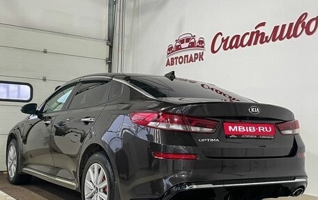 KIA Optima IV, 2018 год, 1 900 000 рублей, 6 фотография