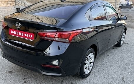 Hyundai Solaris II рестайлинг, 2018 год, 1 400 000 рублей, 5 фотография