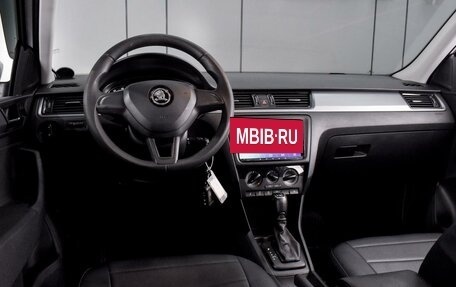 Skoda Rapid I, 2017 год, 1 390 000 рублей, 6 фотография