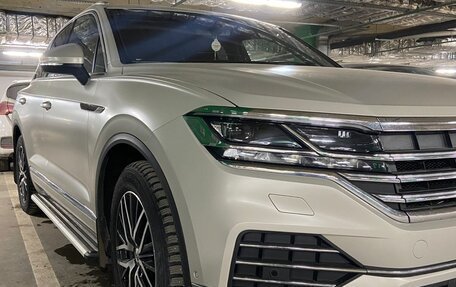 Volkswagen Touareg III, 2021 год, 10 000 000 рублей, 8 фотография