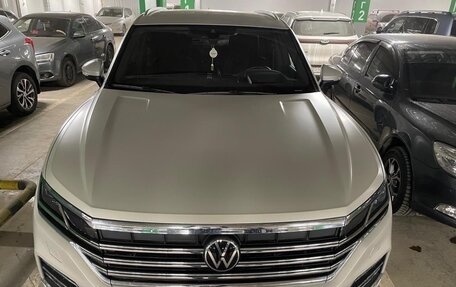 Volkswagen Touareg III, 2021 год, 10 000 000 рублей, 11 фотография