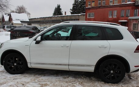 Volkswagen Touareg III, 2014 год, 2 800 000 рублей, 5 фотография