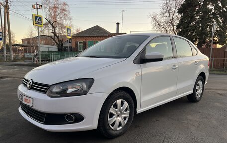 Volkswagen Polo VI (EU Market), 2013 год, 860 000 рублей, 3 фотография