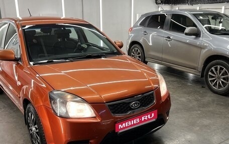 KIA Rio II, 2011 год, 680 000 рублей, 3 фотография