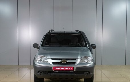 Chevrolet Niva I рестайлинг, 2015 год, 749 000 рублей, 3 фотография