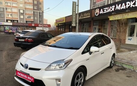 Toyota Prius, 2012 год, 1 320 000 рублей, 2 фотография