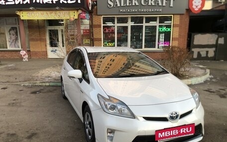 Toyota Prius, 2012 год, 1 320 000 рублей, 4 фотография