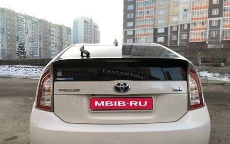 Toyota Prius, 2012 год, 1 320 000 рублей, 9 фотография