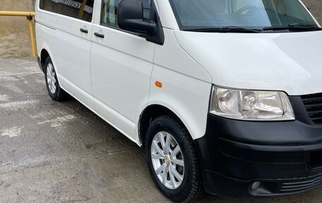 Volkswagen Transporter T5 рестайлинг, 2003 год, 1 180 000 рублей, 3 фотография