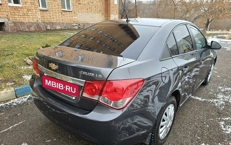 Chevrolet Cruze II, 2011 год, 680 000 рублей, 4 фотография