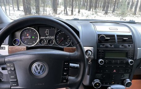 Volkswagen Touareg III, 2007 год, 1 200 000 рублей, 18 фотография