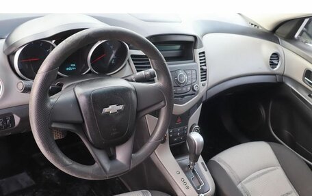 Chevrolet Cruze II, 2011 год, 720 000 рублей, 6 фотография