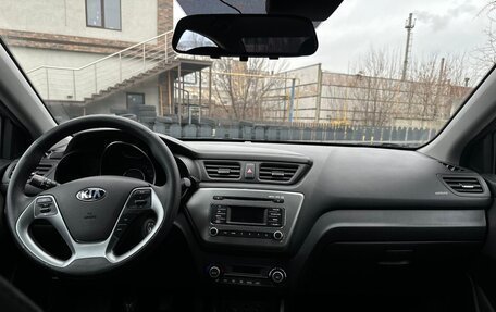 KIA Rio III рестайлинг, 2017 год, 1 279 900 рублей, 9 фотография