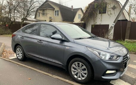 Hyundai Solaris II рестайлинг, 2019 год, 1 400 000 рублей, 5 фотография